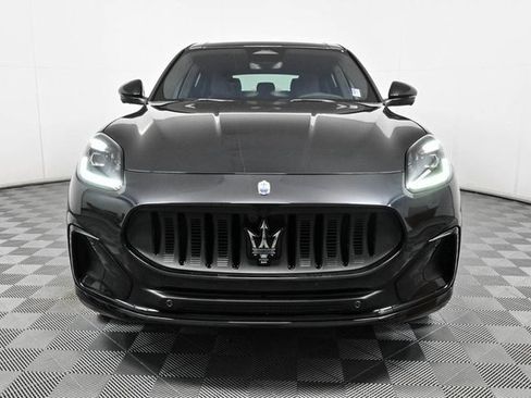 New 2025 Maserati Grecale Folgore image 2