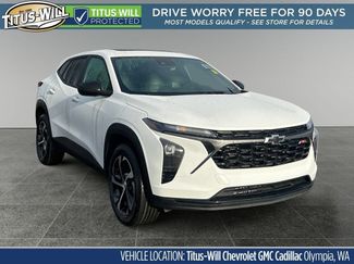 Used 2025 Chevrolet Trax RS w/ Sunroof Package FWD video 1