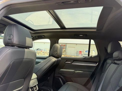 New 2026 GMC Terrain AT4 image 9