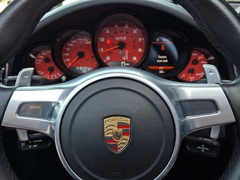 Used 2015 Porsche 911 Carrera 4 GTS image 24