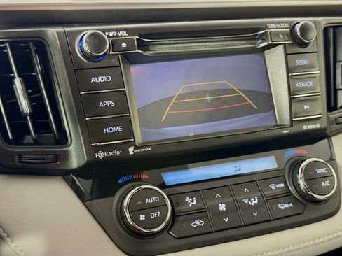 Used 2017 Toyota RAV4 XLE w/ Carpet Mat Package AWD/4WD image 23