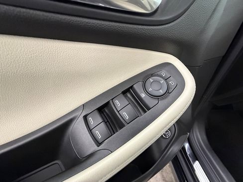 Used 2021 Buick Encore GX Select w/ Sport Touring Package image 23