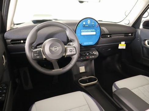 New 2025 MINI Cooper S image 2