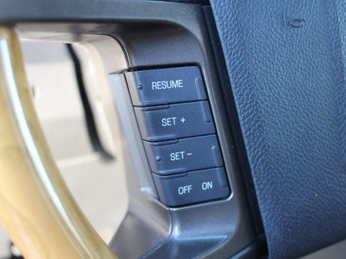 Used 2014 Lincoln Navigator 2WD w/ Equipment Group 101A image 19