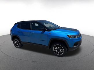 Used 2025 Jeep Compass Trailhawk AWD/4WD video 2