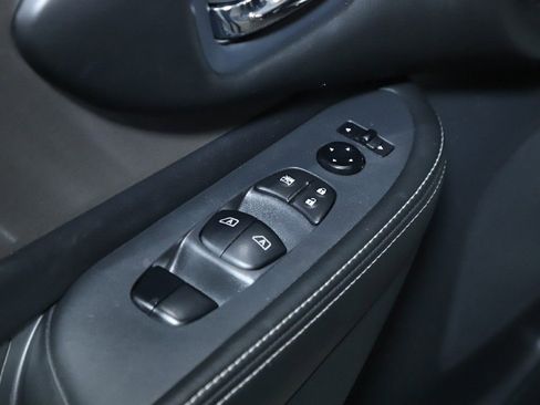 Used 2020 Nissan Murano S w/ Technology Package image 16