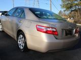 Used 2009 Toyota Camry LE w/ Fleet Convenience Pkg image 4