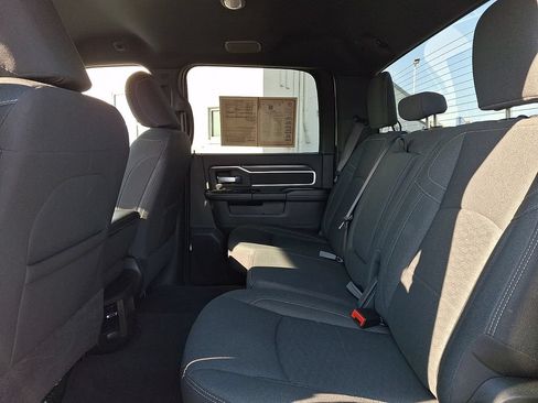 Used 2025 RAM 2500 Big Horn AWD/4WD image 13