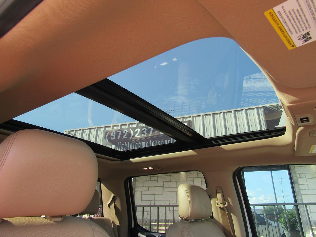 Used 2015 Ford F150 Lariat w/ Equipment Group 502A Luxury RWD image 8