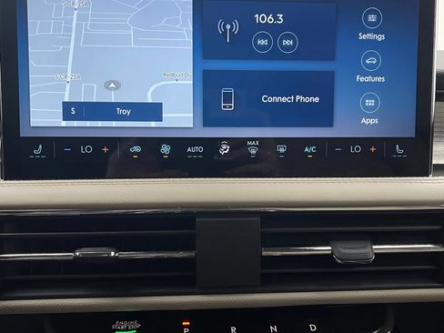 Used 2025 Lincoln Corsair FWD image 31