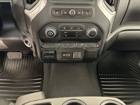 Certified 2024 Chevrolet Silverado 2500 Custom AWD/4WD image 21