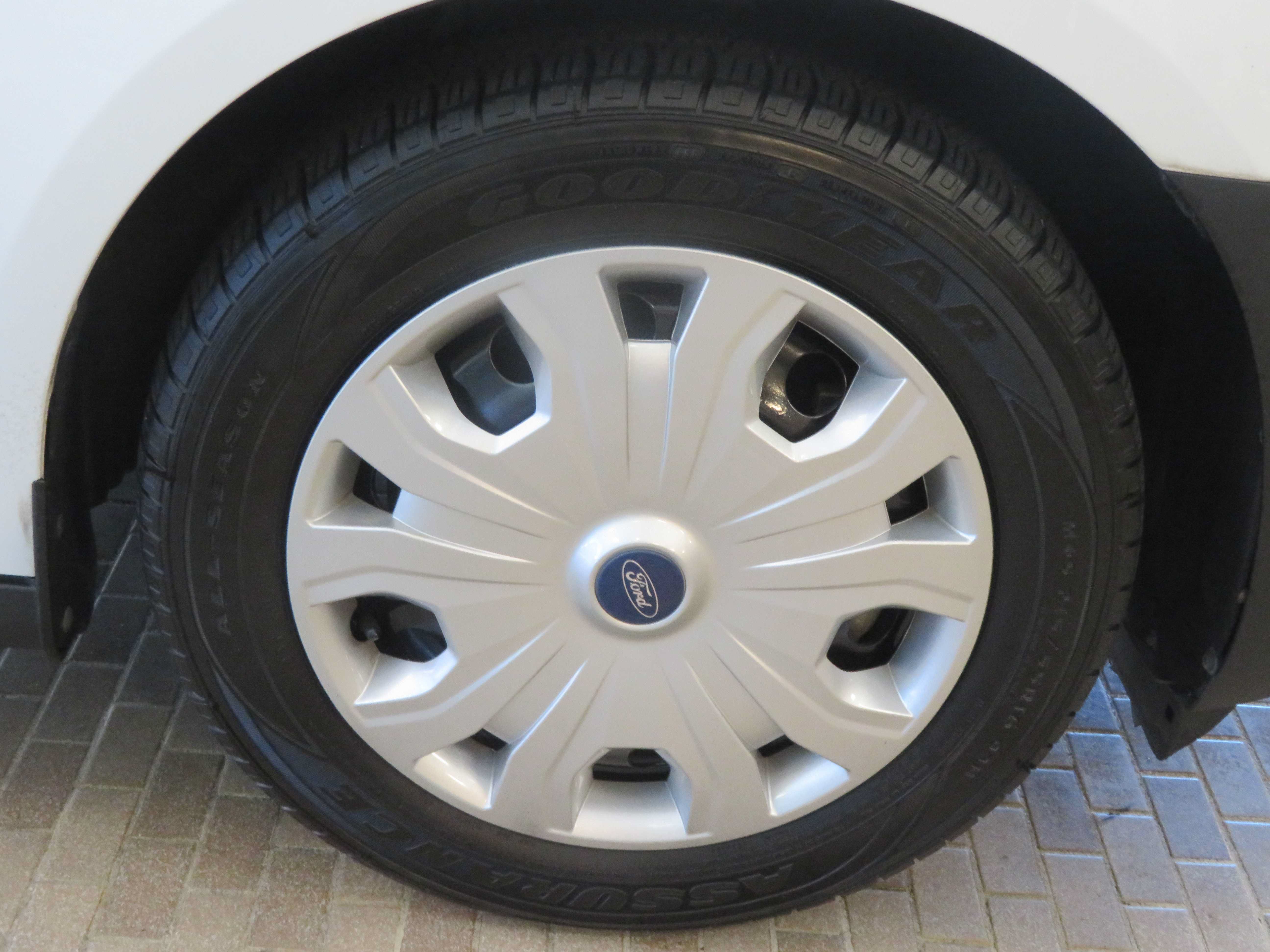 Used 2022 Ford Transit Connect XL FWD image 10