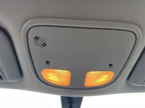 Used 2010 Chevrolet Malibu LT image 19