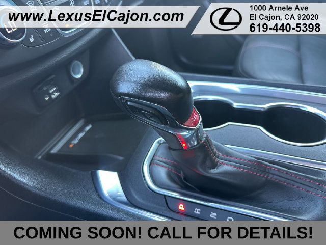 Used 2022 Chevrolet Traverse RS w/ LPO, Cargo Package FWD image 30