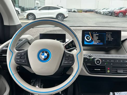Used 2014 BMW i3 w/ Range Extender RWD image 16