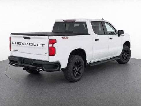 Used 2024 Chevrolet Silverado 1500 LT Trail Boss w/ LT Trail Boss Premium Package AWD/4WD image 5
