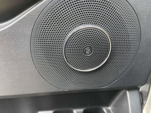 Used 2023 Ford Expedition Limited image 24