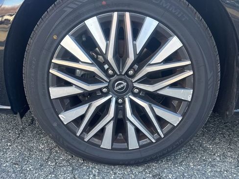 Used 2023 Nissan Altima 2.5 SV image 30