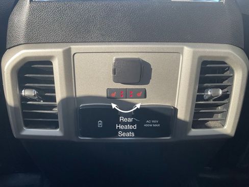 Used 2018 Ford F150 Lariat w/ Equipment Group 502A Luxury image 23