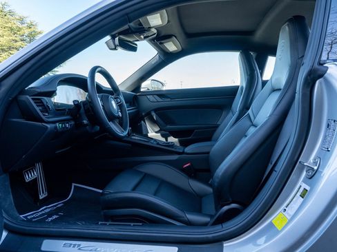 New 2026 Porsche 911 Carrera 4S image 24