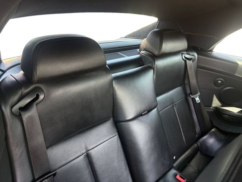 Used 2007 BMW M6 Convertible RWD image 18