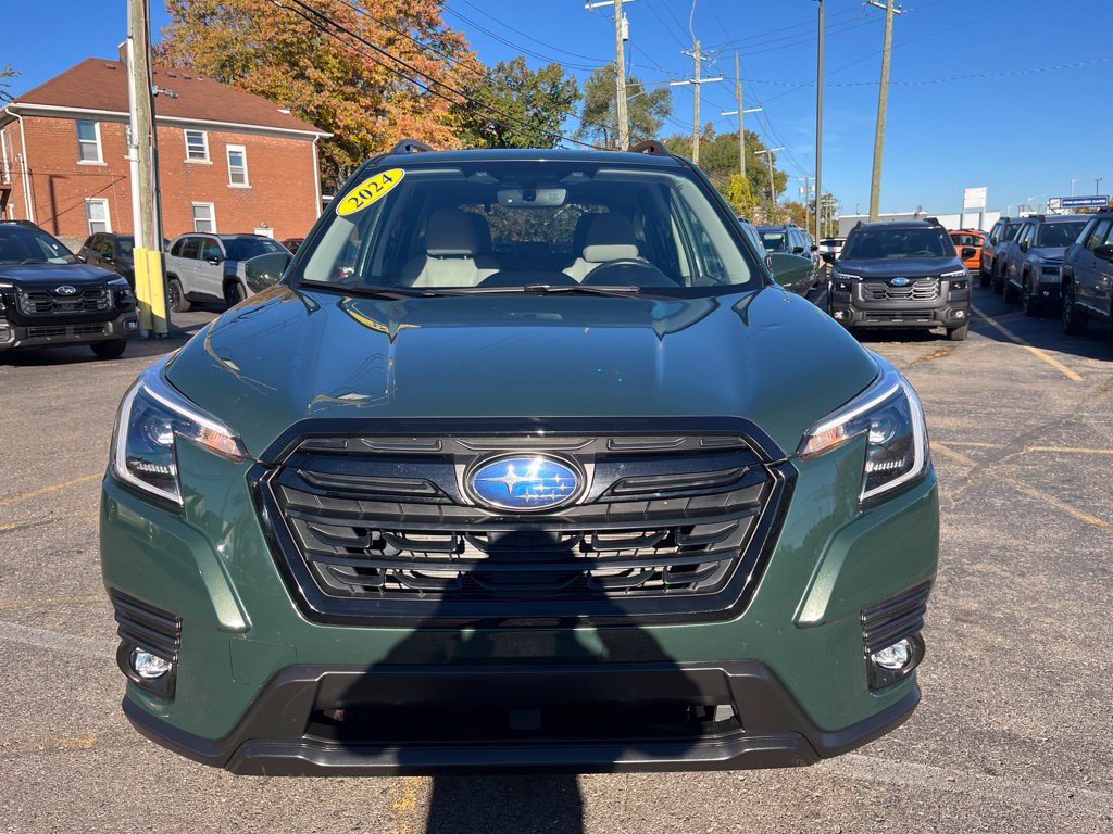 Certified 2024 Subaru Forester Limited AWD/4WD image 9