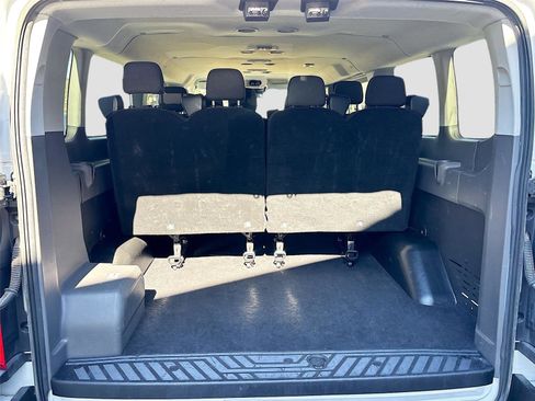 Used 2023 Ford Transit 350 XLT image 25