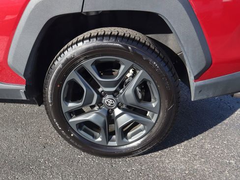 Used 2024 Toyota RAV4 Adventure image 9