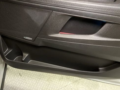 Used 2017 Chevrolet Equinox Premier w/ Enhanced Convenience Package image 67