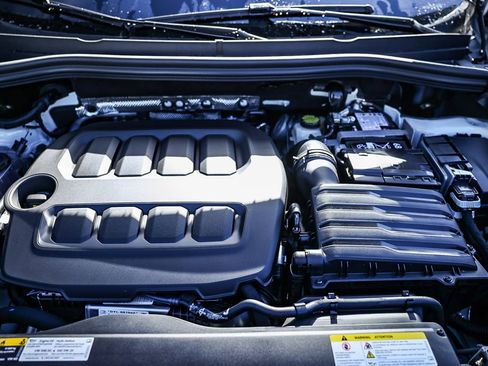 New 2026 Volkswagen Tiguan SE R-Line image 26