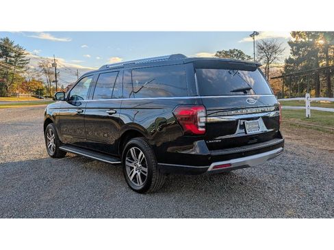 Used 2023 Ford Expedition Max Limited image 5