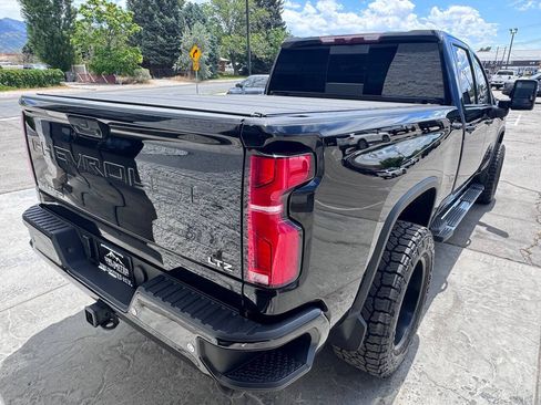 Used 2025 Chevrolet Silverado 3500 LTZ w/ LTZ Plus Package AWD/4WD image 12