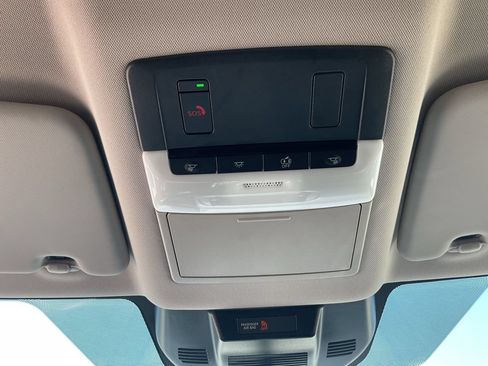 Used 2026 Nissan Rogue SV FWD image 16