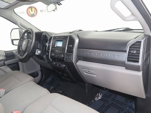 Used 2019 Ford F250 XLT image 39