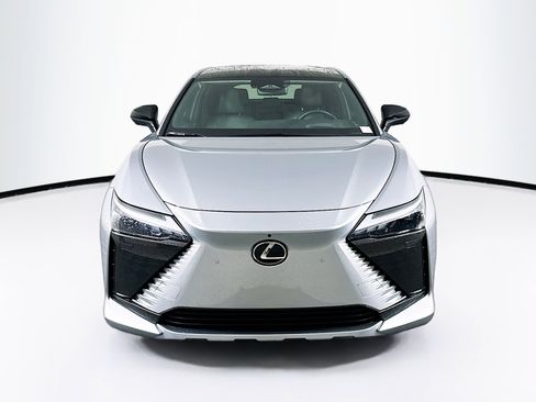 Used 2023 Lexus RZ 450e Premium w/ Technology Package image 2