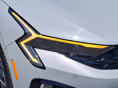 Certified 2025 Kia K5 GT-Line w/ GT-Line Premium Package FWD image 9