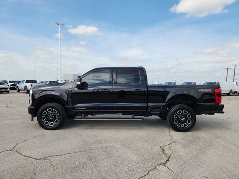 Used 2025 Ford F250 Platinum AWD/4WD image 4