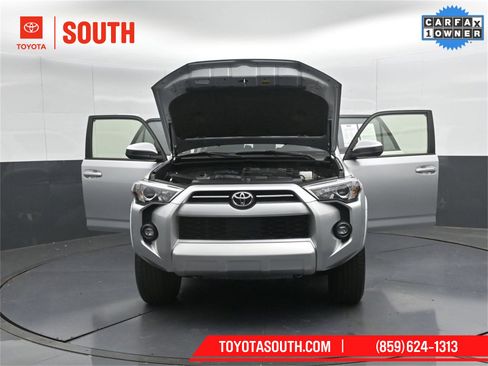 Used 2024 Toyota 4Runner TRD Off-Road image 58