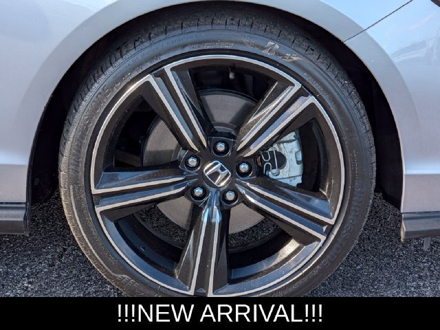 Used 2024 Honda Accord Sport image 11