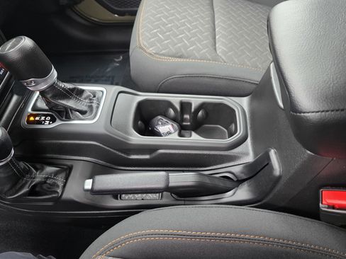 New 2026 Jeep Gladiator Mojave AWD/4WD image 12