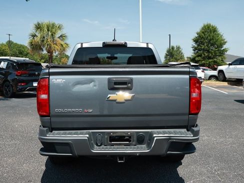 Used 2020 Chevrolet Colorado W/T w/ WT Convenience Package AWD/4WD image 7