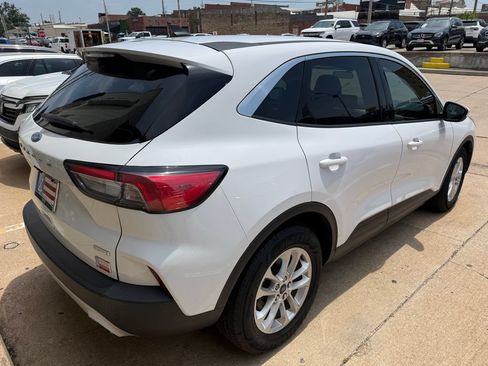 Used 2020 Ford Escape SE FWD image 6
