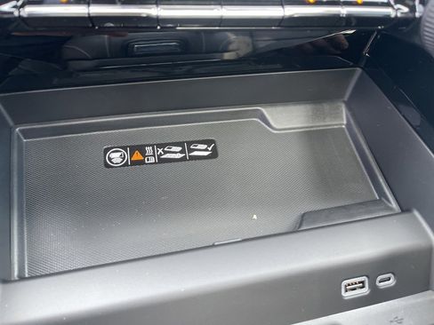 New 2026 Chevrolet Tahoe Premier image 33