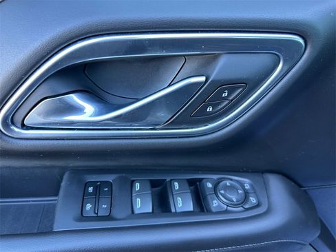 Used 2021 Chevrolet Tahoe Z71 w/ Z71 Off-Road Package image 33