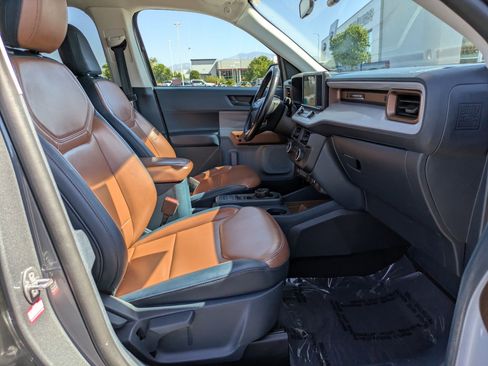Used 2022 Ford Maverick Lariat FWD image 30