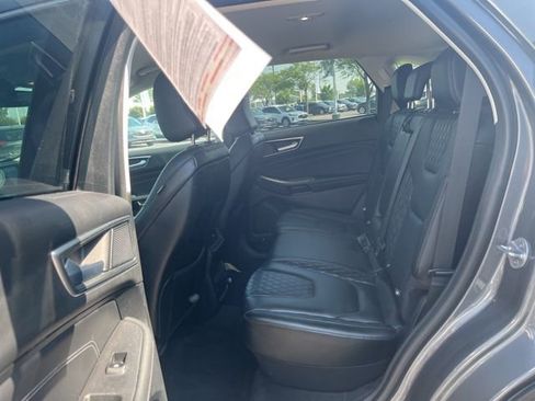 Used 2024 Ford Edge Titanium image 15
