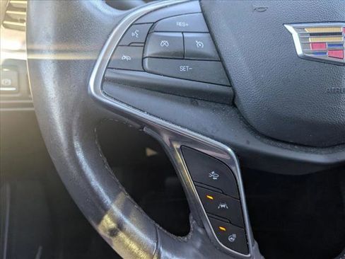 Used 2018 Cadillac XT5 Luxury w/ Driver Awareness Package image 14