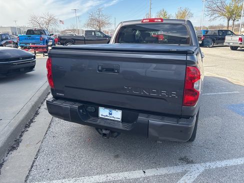 Used 2014 Toyota Tundra Limited w/ Limited Premium Package image 22