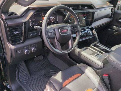 Used 2024 GMC Sierra 2500 AT4 w/ AT4 Premium Plus Package AWD/4WD image 11