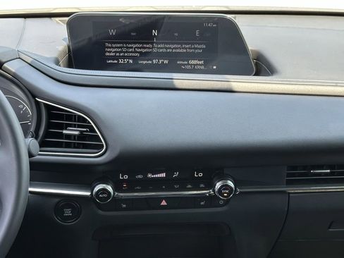 Certified 2025 MAZDA CX-30 AWD 2.5 S w/ Preferred Package image 11